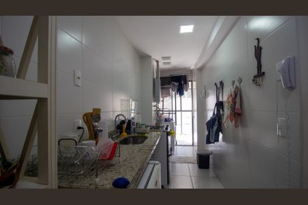 Apartamento à venda com 82m², 3 quartos e 1 vaga Apartamento à venda com 82m², 3 quartos e 1 vagaCozinha e Área de Serviço