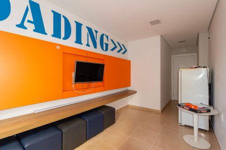 Apartamento à venda com 44m², 1 quarto e 1 vaga Apartamento à venda com 44m², 1 quarto e 1 vagaÁrea comum - Salão de jogos