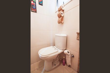 Casa à venda com 240m², 3 quartos e 4 vagasLavabo