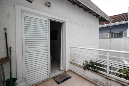 Casa à venda com 240m², 3 quartos e 4 vagasVaranda