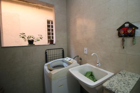 Casa à venda com 102m², 1 quarto e 1 vagaÁrea de Serviço