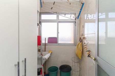 Apartamento à venda com 76m², 3 quartos e 1 vagaÁrea de Serviço