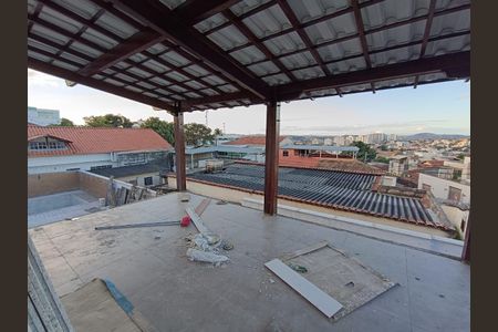 Casa à venda com 300m², 7 quartos e 6 vagas Casa à venda com 300m², 7 quartos e 6 vagasFoto 04