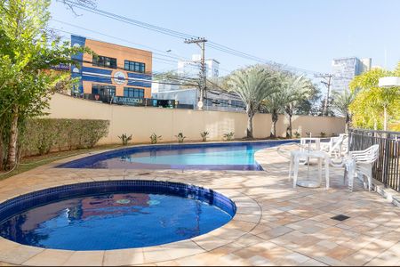 Apartamento à venda com 130m², 3 quartos e 2 vagasÁrea comum - Piscina