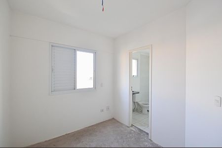 Apartamento à venda com 130m², 3 quartos e 2 vagasQuarto 2 - Suíte