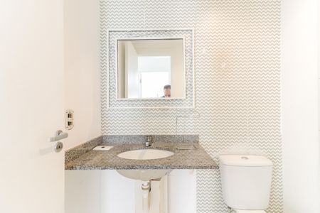 Apartamento à venda com 75m², 2 quartos e 1 vaga Apartamento à venda com 75m², 2 quartos e 1 vagaBanheiro Social