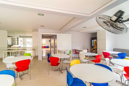 Apartamento à venda com 75m², 2 quartos e 1 vaga Apartamento à venda com 75m², 2 quartos e 1 vagaÁrea comum - Salão de festas