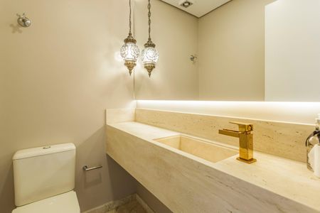 Apartamento à venda com 226m², 3 quartos e 4 vagas Apartamento à venda com 226m², 3 quartos e 4 vagasLavabo
