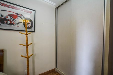 Apartamento à venda com 75m², 3 quartos e 2 vagas Apartamento à venda com 75m², 3 quartos e 2 vagasQuarto 2