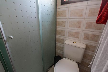 Apartamento à venda com 75m², 3 quartos e 2 vagas Apartamento à venda com 75m², 3 quartos e 2 vagasBanheiro da Suíte