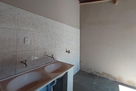 Casa à venda com 220m², 2 quartos e 2 vagas Casa à venda com 220m², 2 quartos e 2 vagasÁrea de Serviço