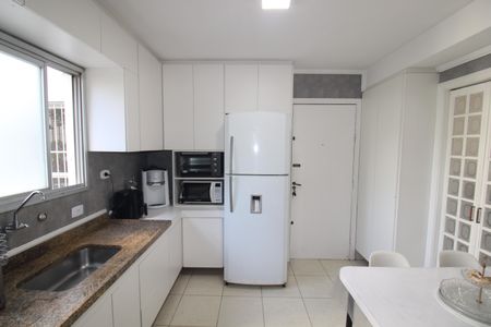 Apartamento à venda com 100m², 3 quartos e 2 vagasCozinha