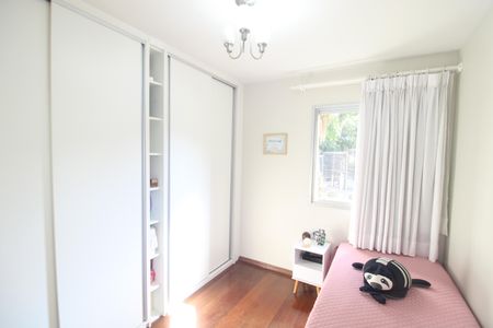 Apartamento à venda com 100m², 3 quartos e 2 vagasQuarto 2