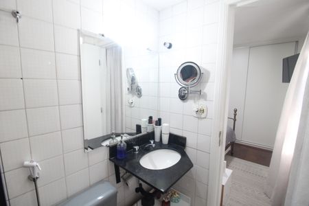 Apartamento à venda com 100m², 3 quartos e 2 vagasBanheiro 2