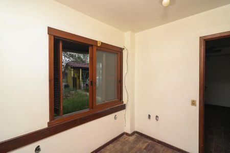 Casa à venda com 300m², 4 quartos e 4 vagas Casa à venda com 300m², 4 quartos e 4 vagasQuarto