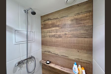 Apartamento à venda com 64m², 2 quartos e 1 vagaBanheiro Social