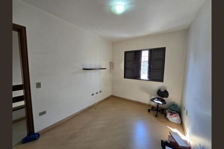 Casa à venda com 179m², 4 quartos e 2 vagas