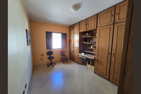 Casa à venda com 179m², 4 quartos e 2 vagas