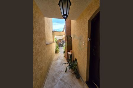 Casa à venda com 179m², 4 quartos e 2 vagas