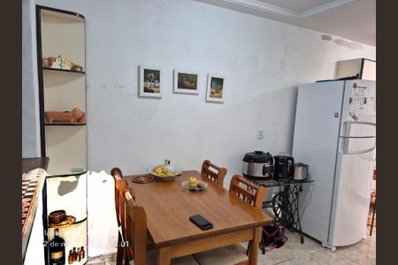 Casa à venda com 140m², 5 quartos e 2 vagas