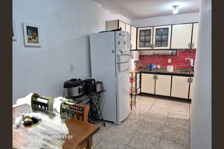 Casa à venda com 140m², 5 quartos e 2 vagas