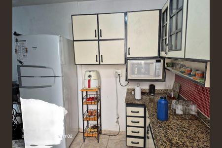 Casa à venda com 140m², 5 quartos e 2 vagas