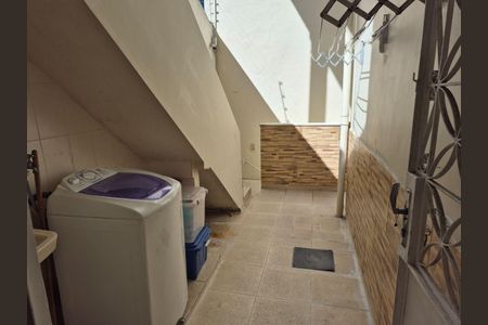 Casa à venda com 140m², 5 quartos e 2 vagas