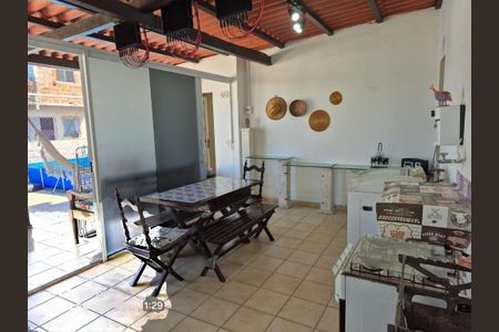 Casa à venda com 140m², 5 quartos e 2 vagas