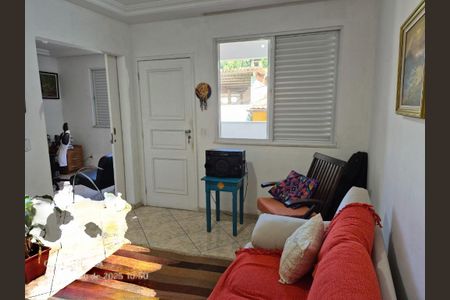 Casa à venda com 140m², 5 quartos e 2 vagas