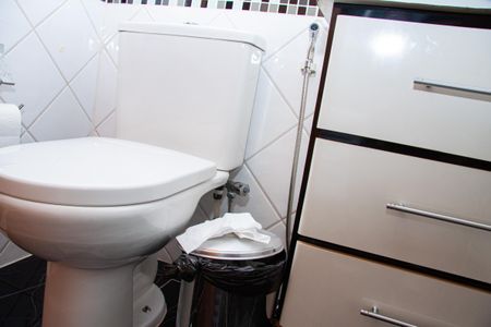 Apartamento à venda com 113m², 3 quartos e 2 vagas Apartamento à venda com 113m², 3 quartos e 2 vagasBanheiro 2