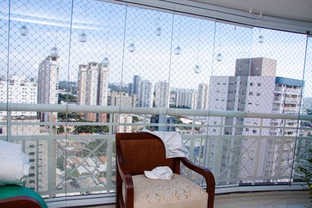 Apartamento à venda com 113m², 3 quartos e 2 vagas Apartamento à venda com 113m², 3 quartos e 2 vagasVaranda - Sala