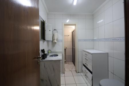 Casa à venda com 438m², 6 quartos e 3 vagasBanheiro