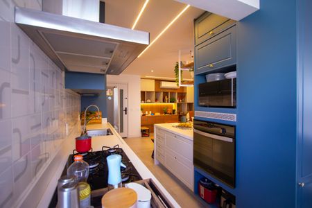 Apartamento à venda com 130m², 3 quartos e 2 vagasCozinha