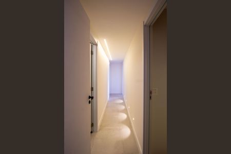 Apartamento à venda com 130m², 3 quartos e 2 vagasCorredor