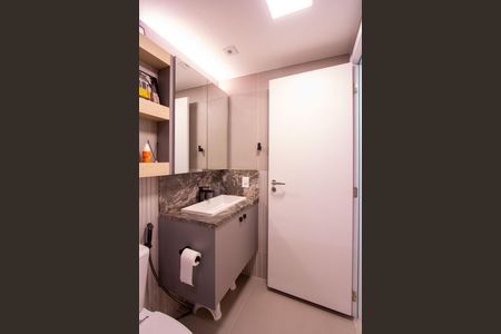 Apartamento à venda com 130m², 3 quartos e 2 vagasBanheiro Social