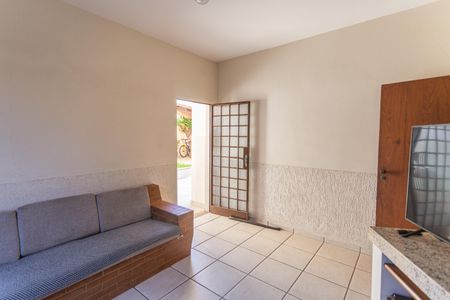 Casa à venda com 360m², 6 quartos e 5 vagas Casa à venda com 360m², 6 quartos e 5 vagasSala 2