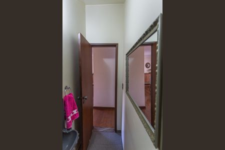 Casa à venda com 360m², 6 quartos e 5 vagas Casa à venda com 360m², 6 quartos e 5 vagasLavabo