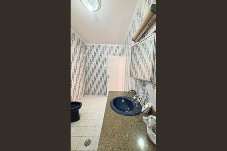 Casa à venda com 112m², 3 quartos e 1 vagaBanheiro