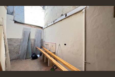 Casa à venda com 112m², 3 quartos e 1 vagaÁrea de Serviço - Quintal