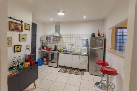 Casa à venda com 250m², 2 quartos e 2 vagas Casa à venda com 250m², 2 quartos e 2 vagasCozinha