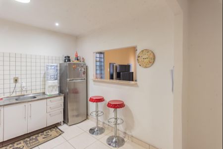 Casa à venda com 250m², 2 quartos e 2 vagas Casa à venda com 250m², 2 quartos e 2 vagasCozinha