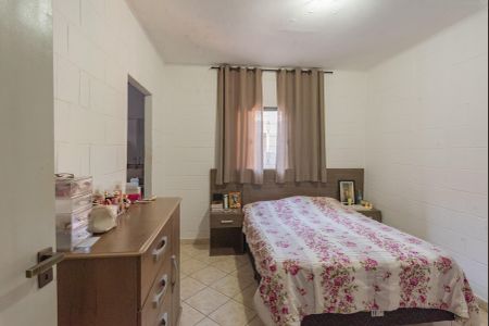 Casa à venda com 250m², 2 quartos e 2 vagas Casa à venda com 250m², 2 quartos e 2 vagasSuíte