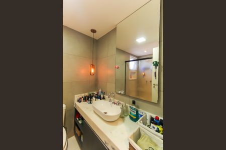 Apartamento à venda com 100m², 3 quartos e 2 vagas Apartamento à venda com 100m², 3 quartos e 2 vagasBanheiro da Suíte 1