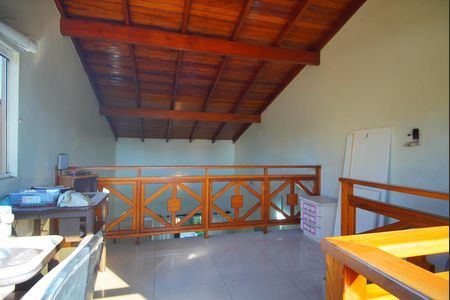 Apartamento à venda com 140m², 5 quartos e 4 vagas Apartamento à venda com 140m², 5 quartos e 4 vagasSótão