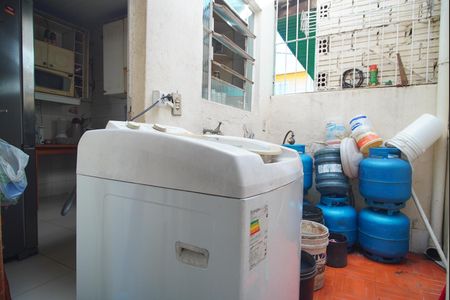 Apartamento à venda com 140m², 5 quartos e 4 vagas Apartamento à venda com 140m², 5 quartos e 4 vagasÁrea de serviço