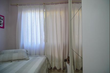 Apartamento à venda com 140m², 5 quartos e 4 vagas Apartamento à venda com 140m², 5 quartos e 4 vagasQuarto 2