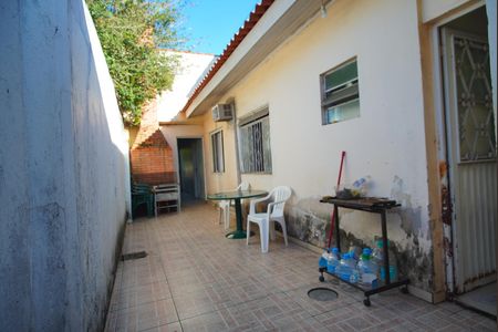 Apartamento à venda com 140m², 5 quartos e 4 vagas Apartamento à venda com 140m², 5 quartos e 4 vagasPátio