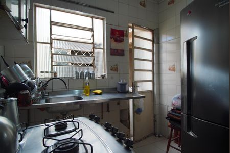 Apartamento à venda com 140m², 5 quartos e 4 vagas Apartamento à venda com 140m², 5 quartos e 4 vagasCozinha