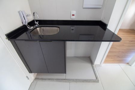 Apartamento para alugar com 27m², 1 quarto e sem vaga Apartamento para alugar com 27m², 1 quarto e sem vagaÁrea de Serviço - Tanque