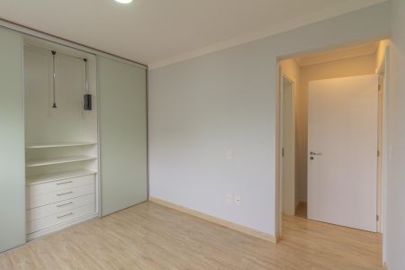 Apartamento para alugar com 128m², 3 quartos e 2 vagas Apartamento para alugar com 128m², 3 quartos e 2 vagasSuíte